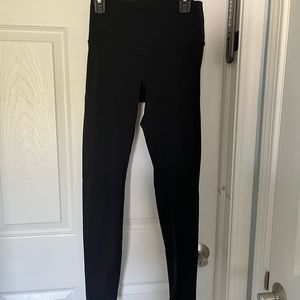Lulu Lemon leggings. Size 2 or 4